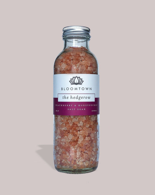 BLOOMTOWN PINK HIMALAYAN SALT SOAK Himalayan Salt Soak - The Hedgerow Himalayan Salt Soak | Blackberry + Honeysuckle | 3133