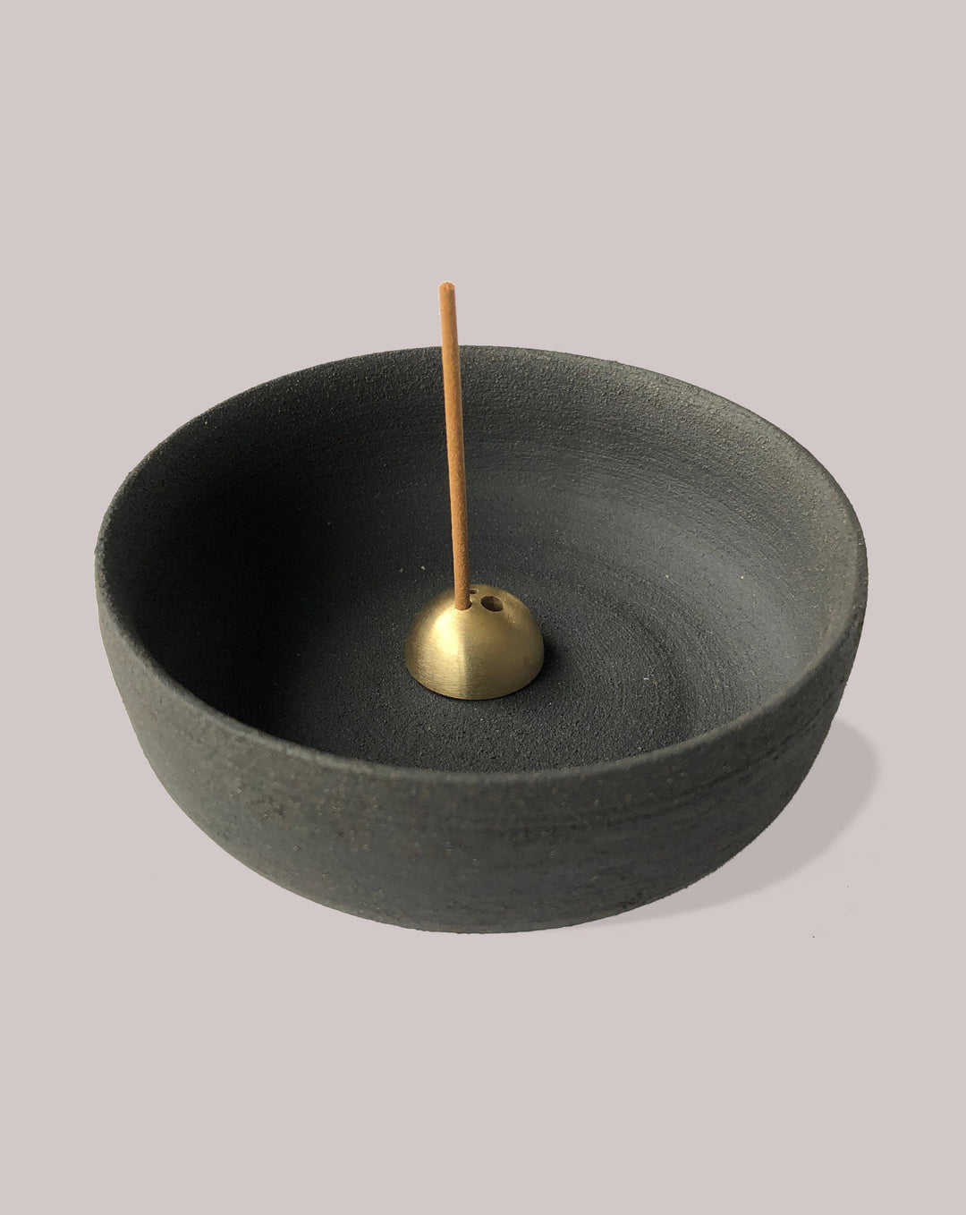 UME-COLLECTION INCENSE STICK HOLDER Incense Burner and Smudging Bowl - Raw Black.